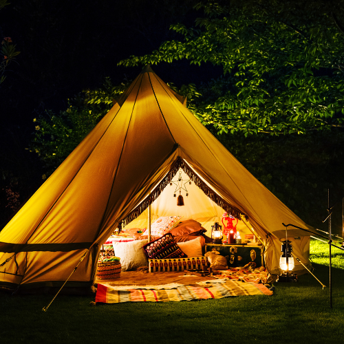 CAMPING